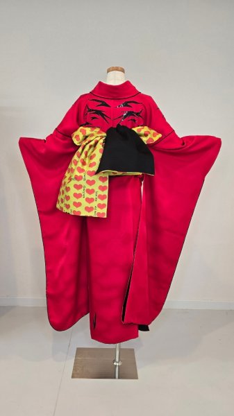画像2: 振袖Tribal Red トライバルレッド & 袋帯Yellow Heart イエローハート　お誂えフルオーダー (2)